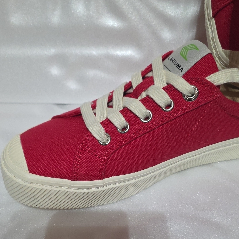 Cariuma Women's Bold Red Sneakers OCA Low CANVASS - Picture 3 of 8